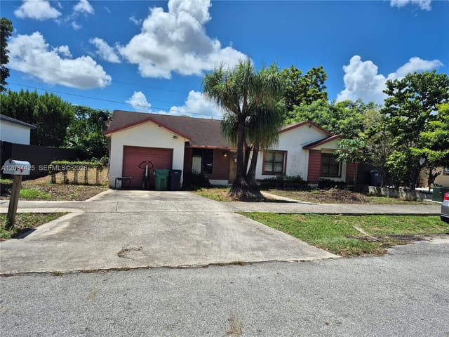 15060 SW 289th Terrace, Homestead, FL 33033