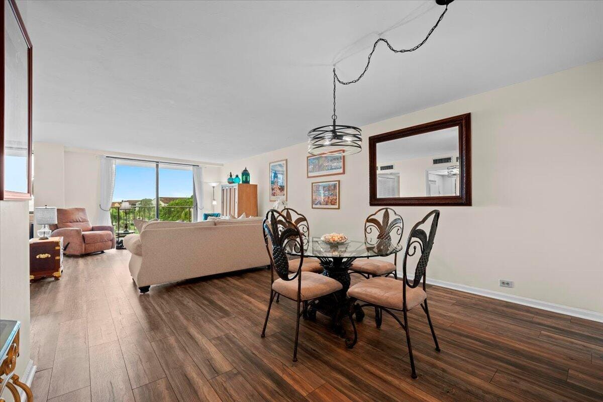 1200 MARINE Way 304 — photo 5