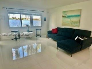 18901 NE 14th Avenue 104, Miami, FL 33179