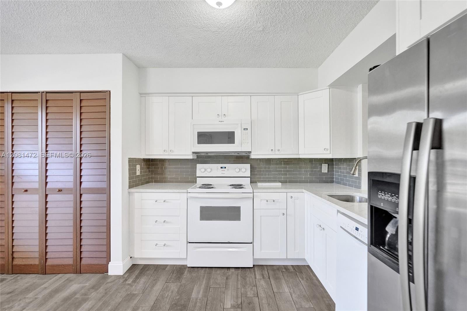 4570 NW 18th Avenue 202 — photo 8
