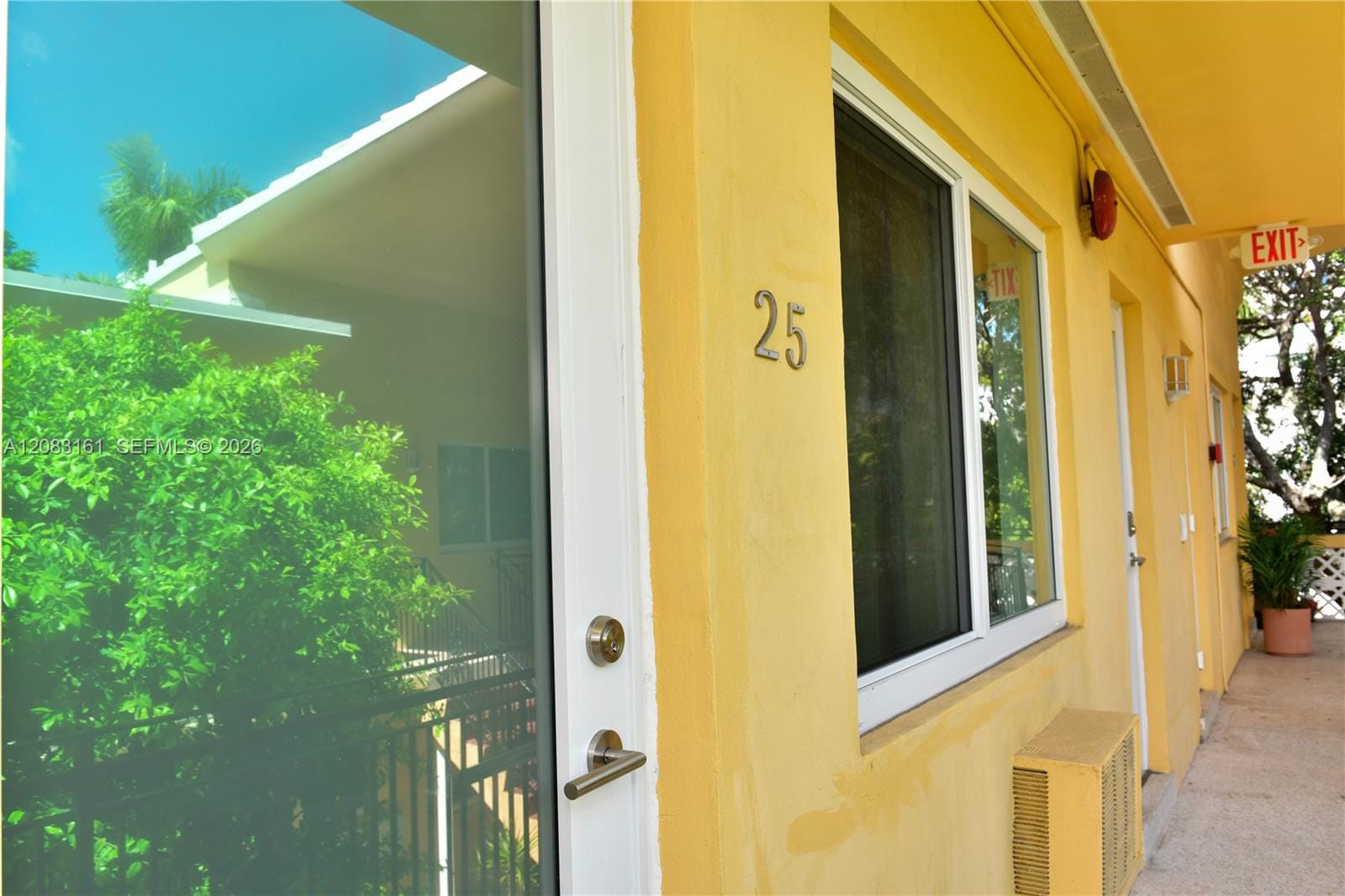 65 Washington Avenue 25, Miami Beach, FL 33139 photo 14