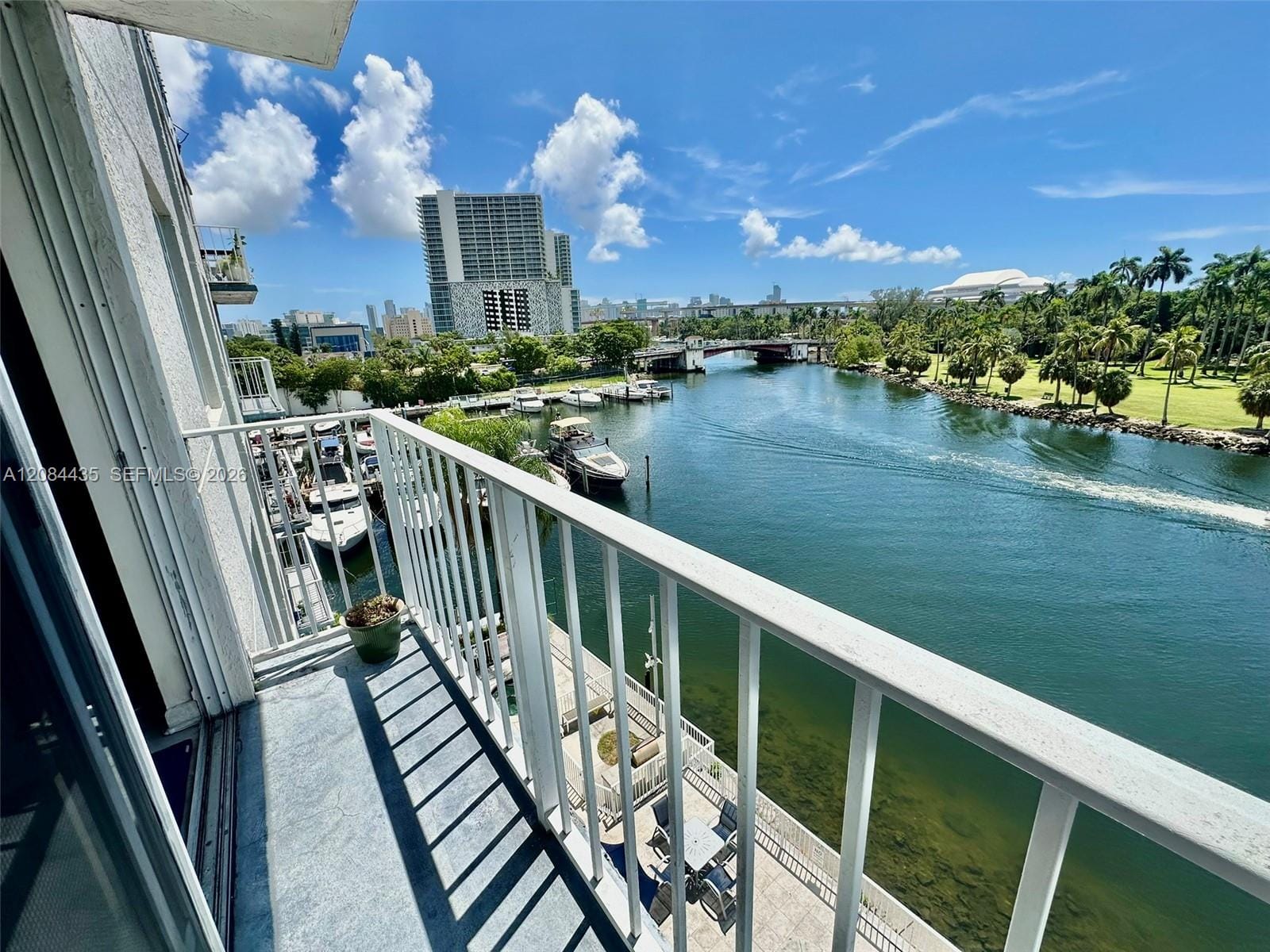 1740 N River Drive 516