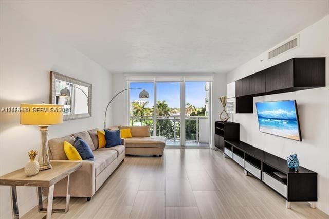 3001 S Ocean Drive 433