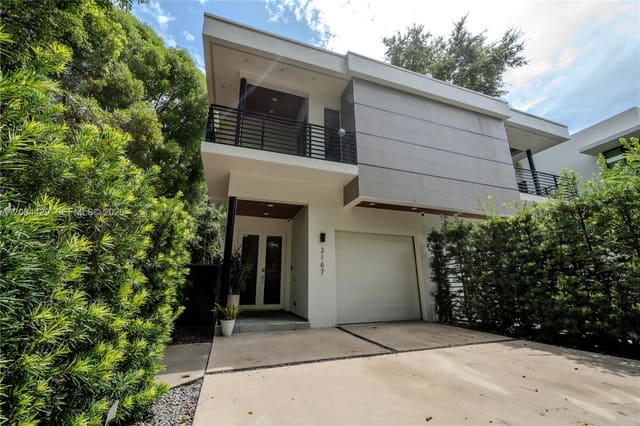 3167 Gifford Lane 3167, Miami, FL 33133