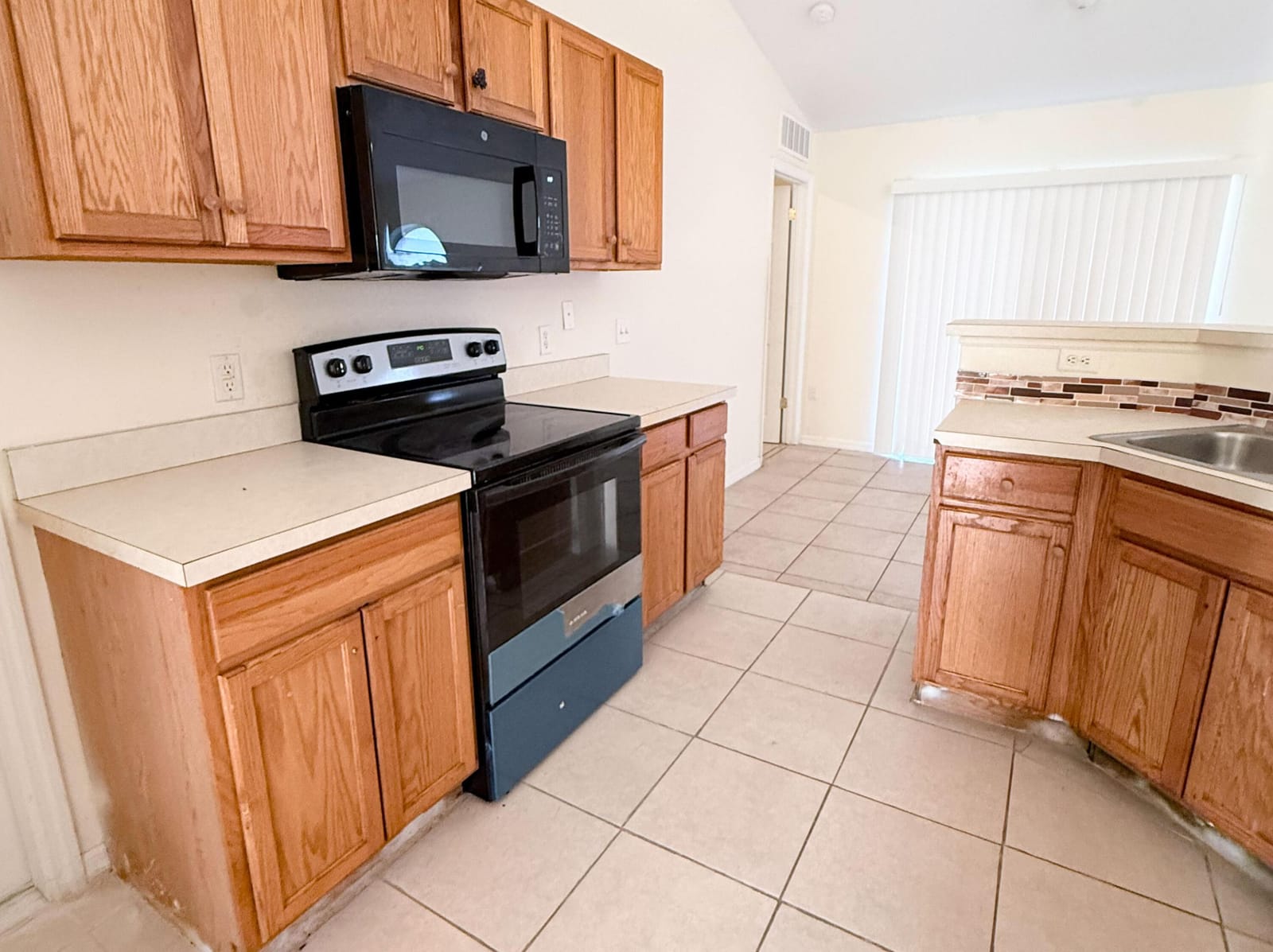 1031 SE 39TH Terrace, Okeechobee, FL 34974 photo 15