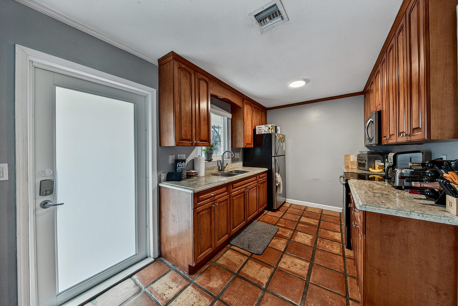 701 NE 22ND Drive, Wilton Manors, FL 33305 photo 5