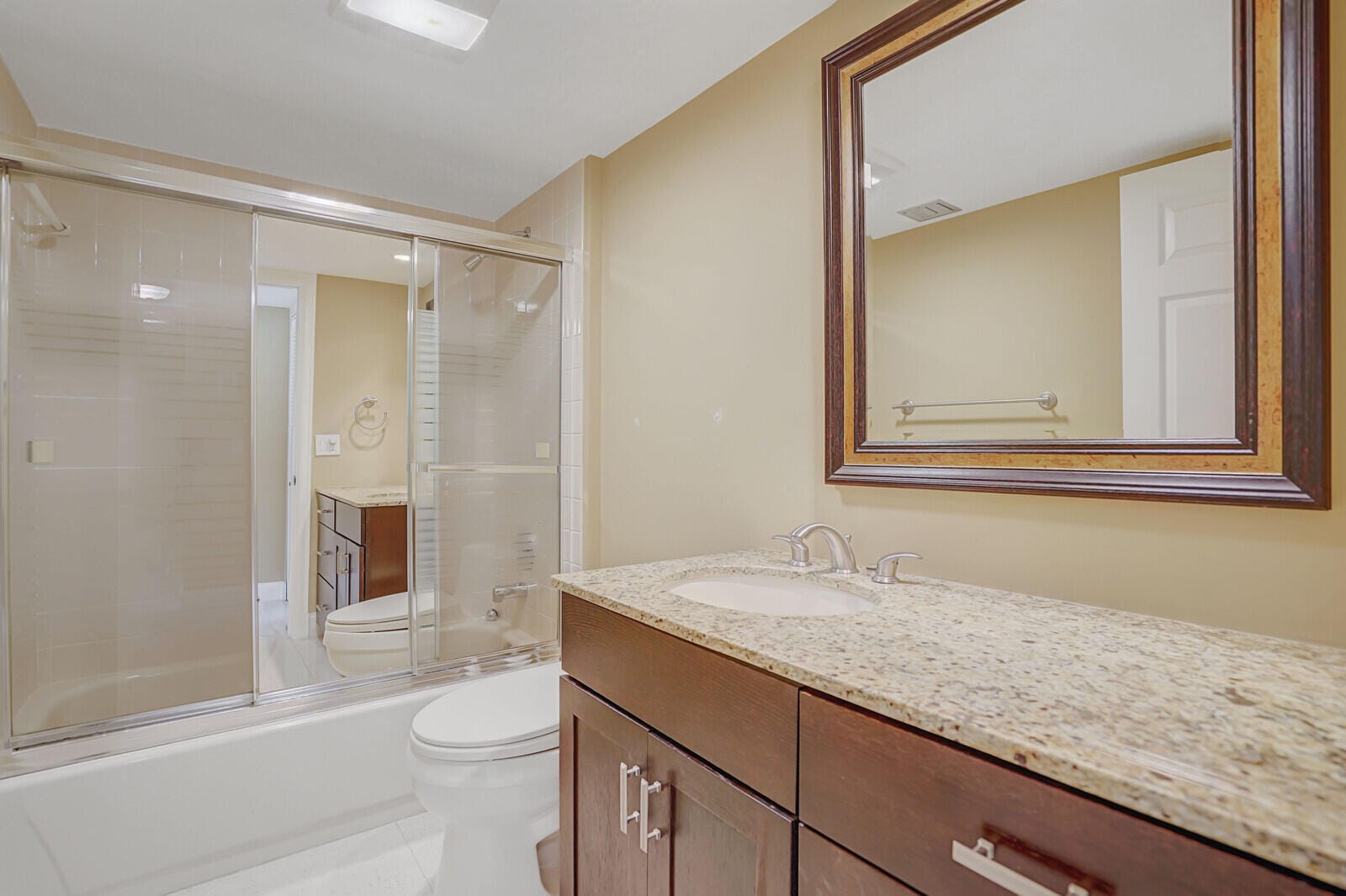 6073 BALBOA Circle 105, Boca Raton, FL 33433 photo 13