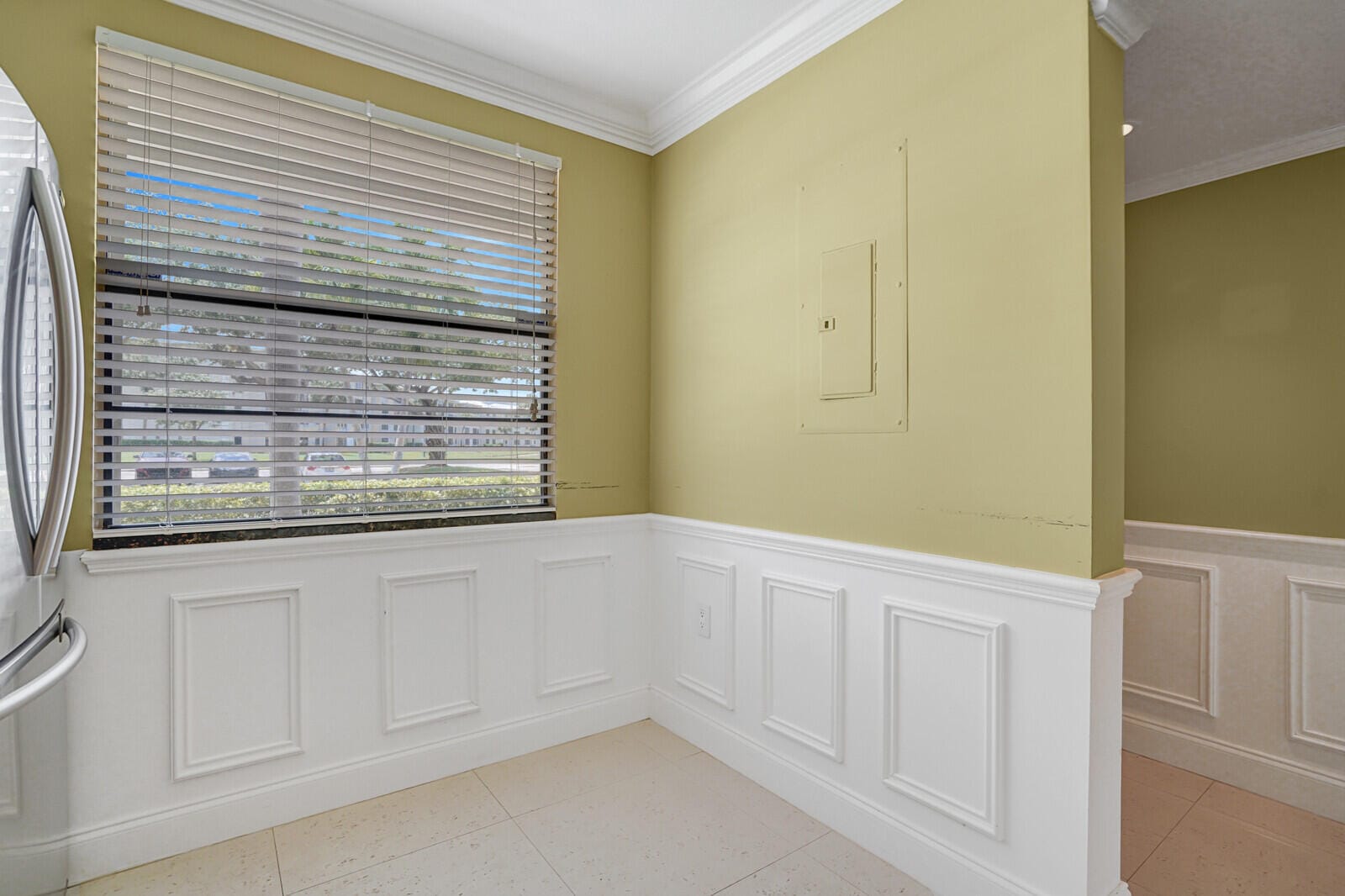 6073 BALBOA Circle 105 — photo 6