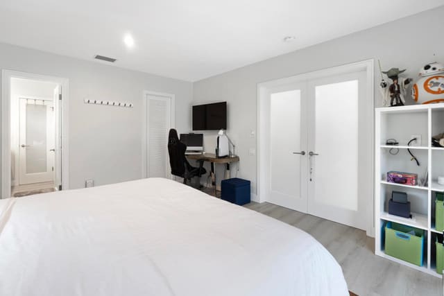 2012 NE 31ST Avenue, Fort Lauderdale, FL 33305