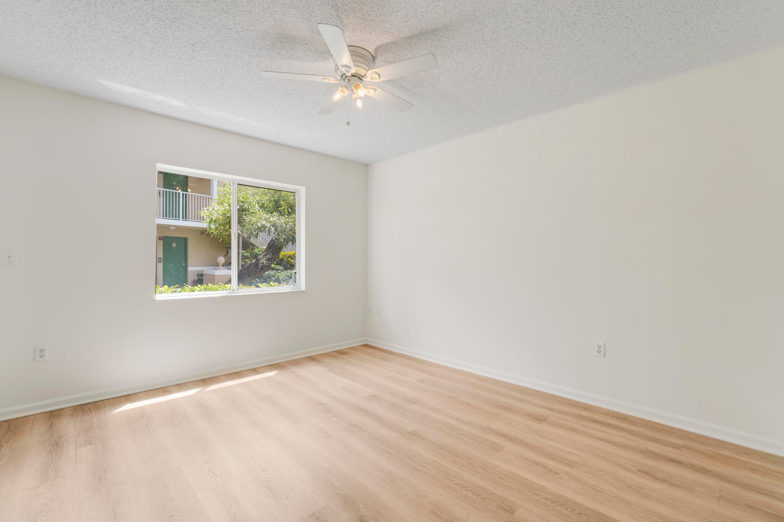 278 VILLAGE Boulevard 8106, Tequesta, FL 33469 photo 19