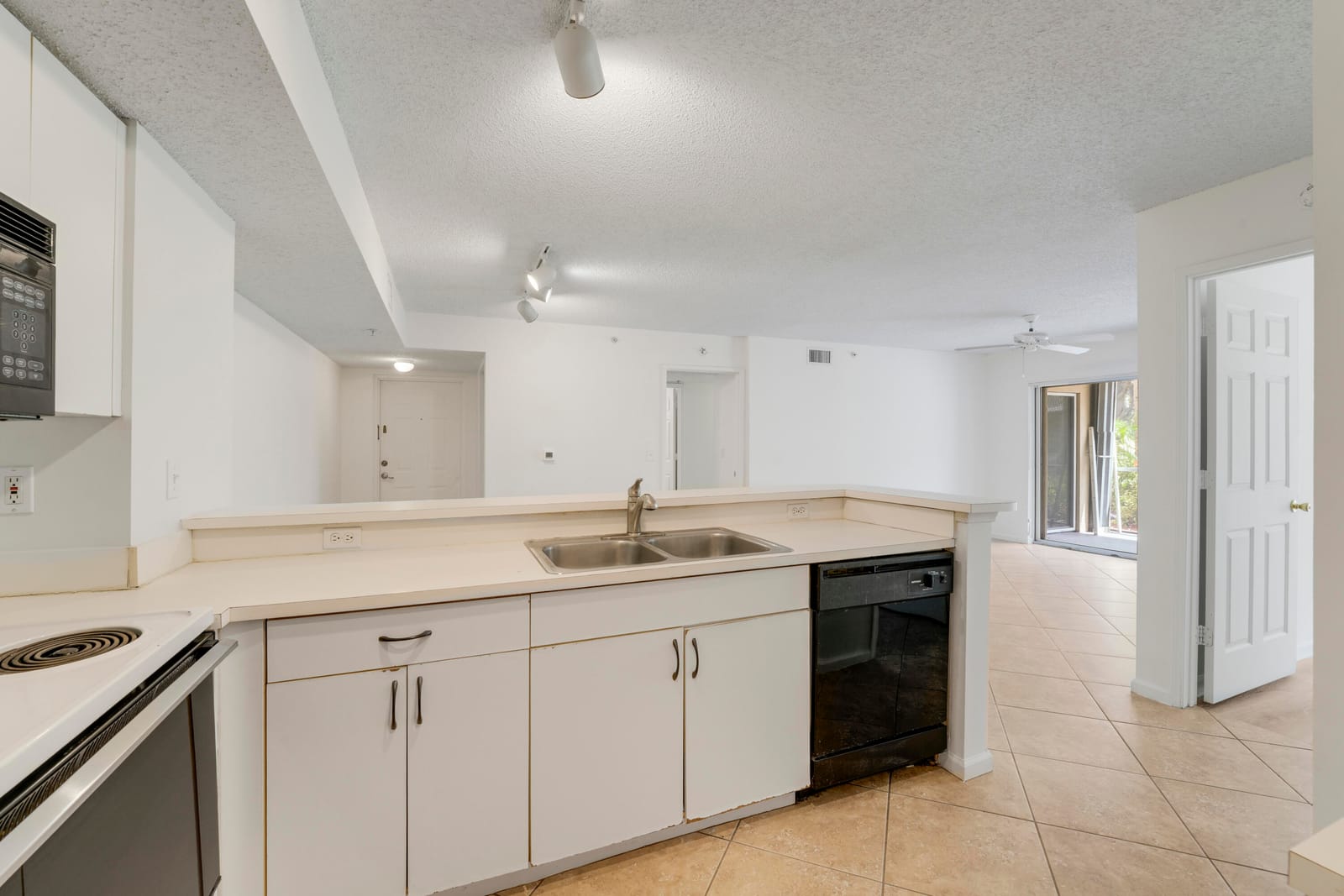 278 VILLAGE Boulevard 8106, Tequesta, FL 33469 photo 5