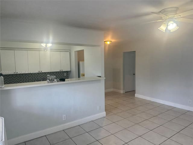 1816 Mckinley Street 12A, Hollywood, FL 33020