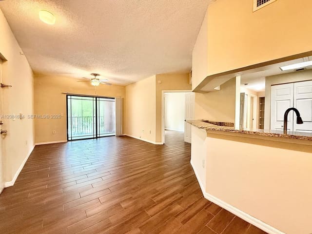 3023 Alcazar Place 201, Palm Beach Gardens, FL 33410