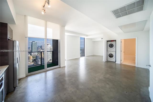 151 SE 1st Street PH08, Miami, FL 33131
