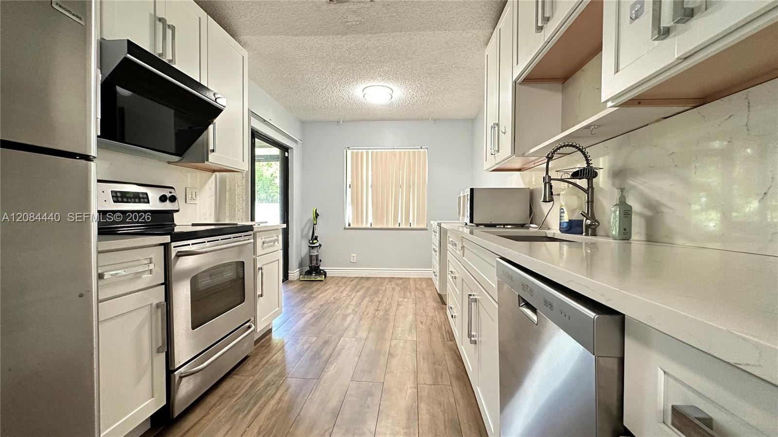 566 SW 20th Court 5 — photo 1