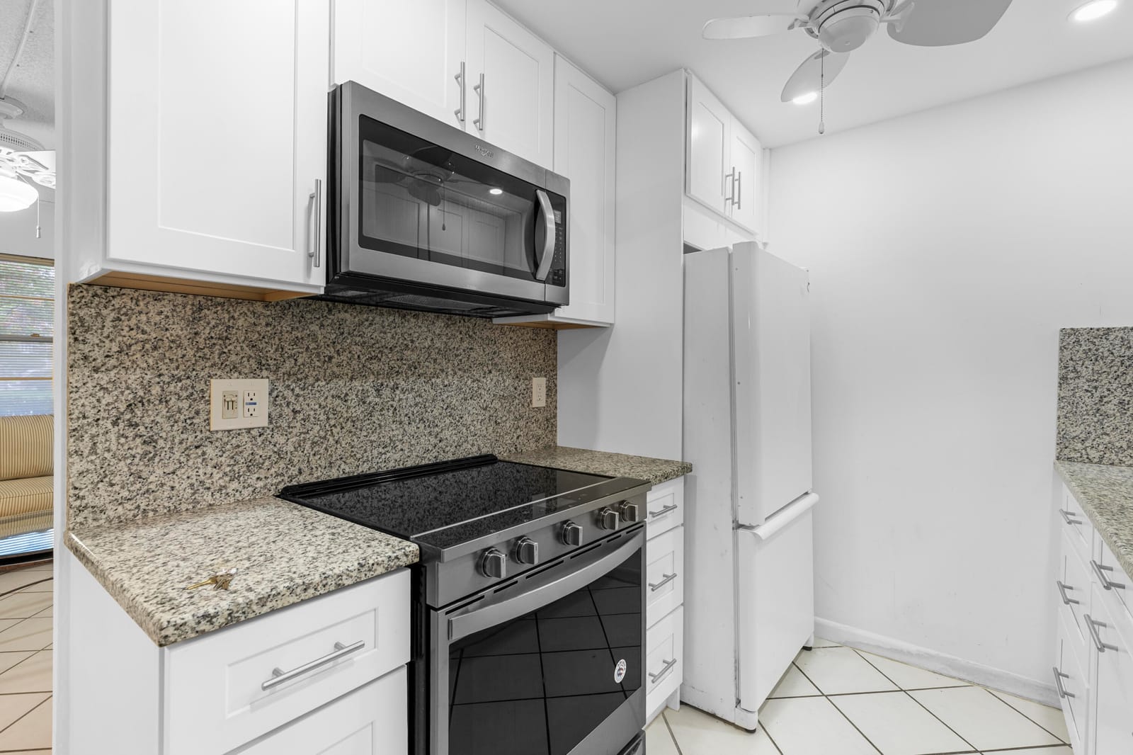 1145 Cambridge G — photo 10