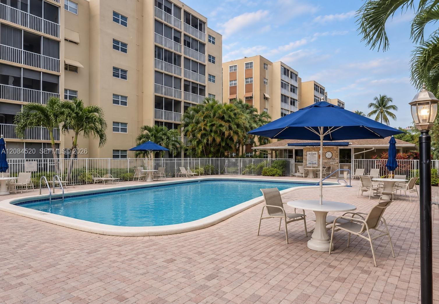 620 NE 12th Avenue 504, Hallandale Beach, FL 33009 photo 1