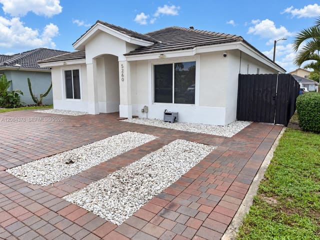5260 NW 184th Lane, Miami Gardens, FL 33055