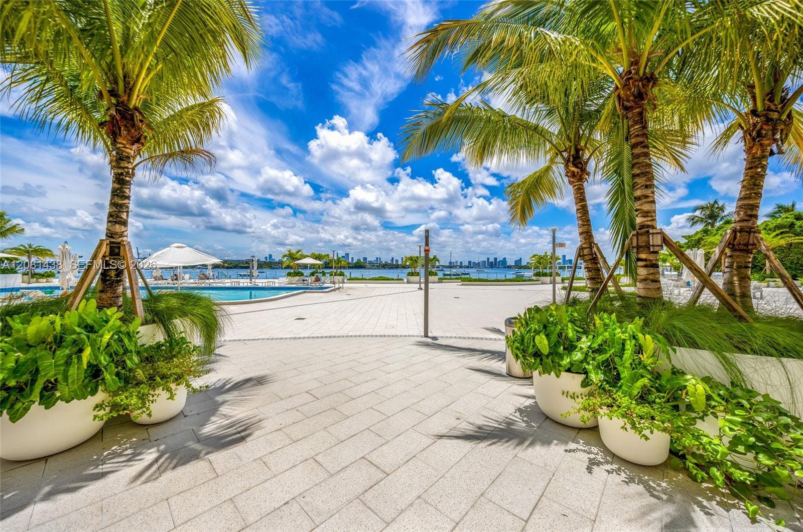 1000 West Avenue 328, Miami Beach, FL 33139 photo 22