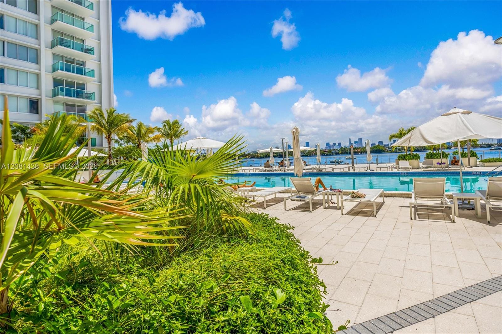 1000 West Avenue 328, Miami Beach, FL 33139 photo 23