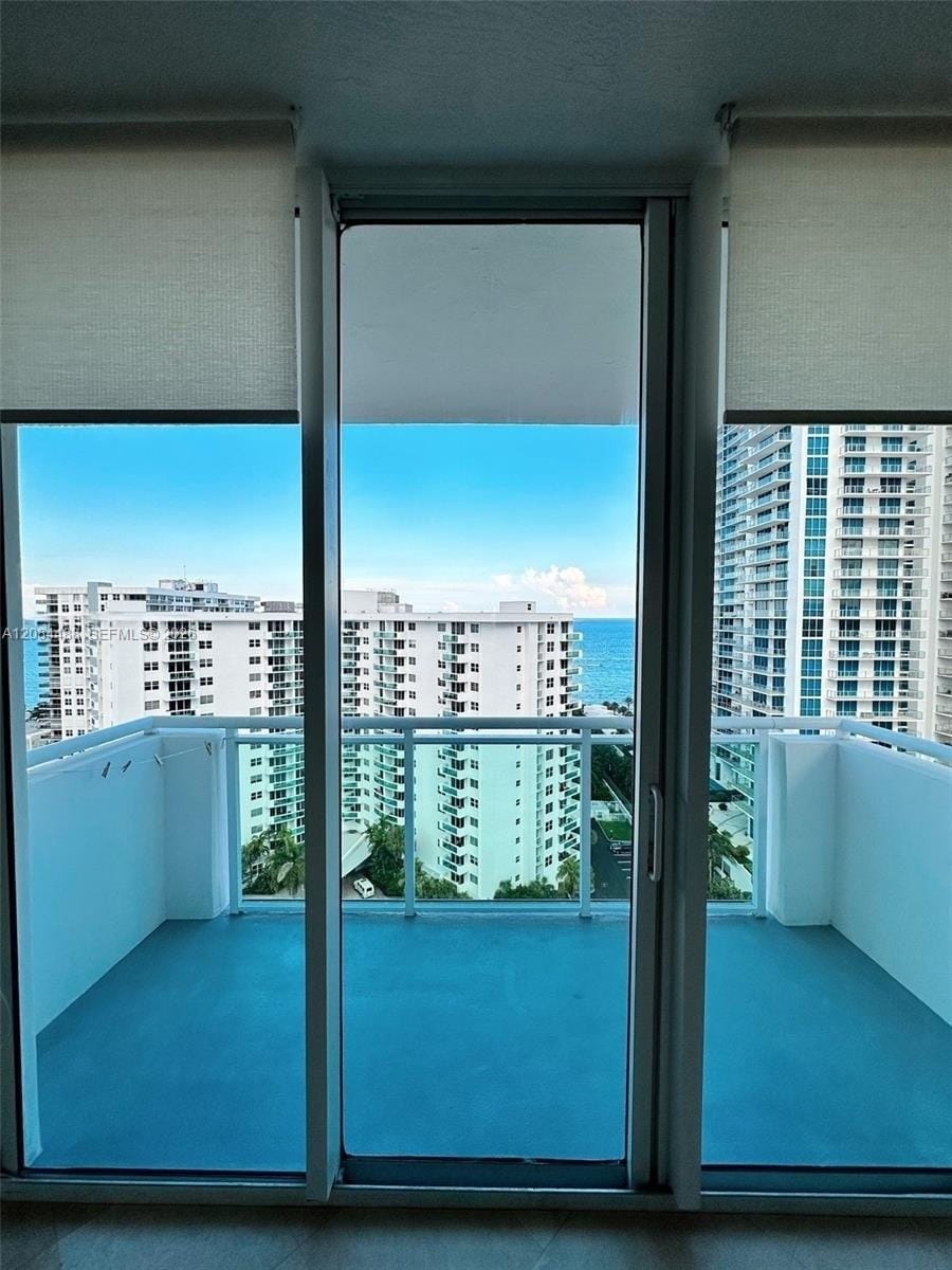 3000 S Ocean Drive 1606 — photo 2