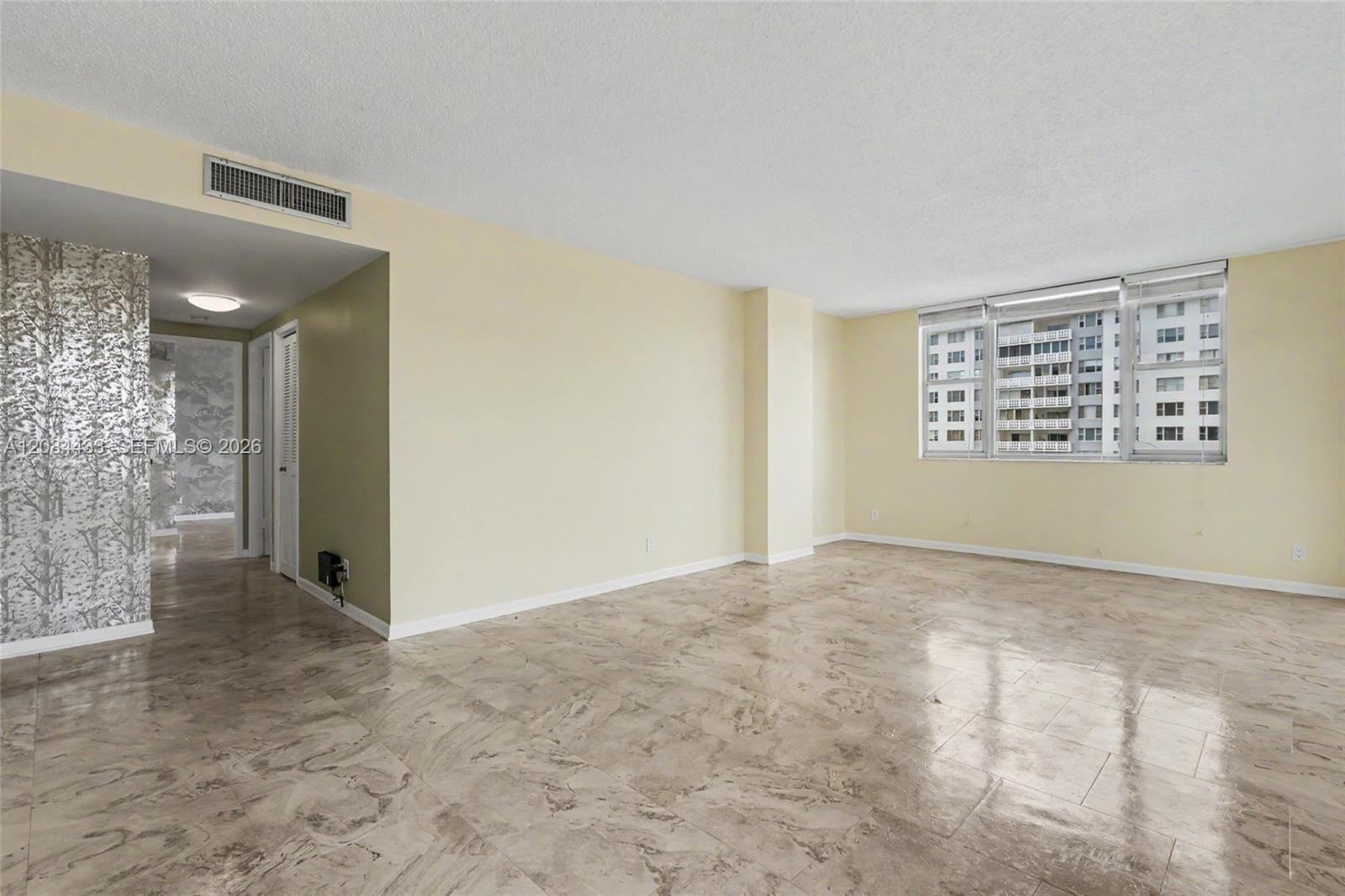 4330 Hillcrest Drive 520 — photo 10