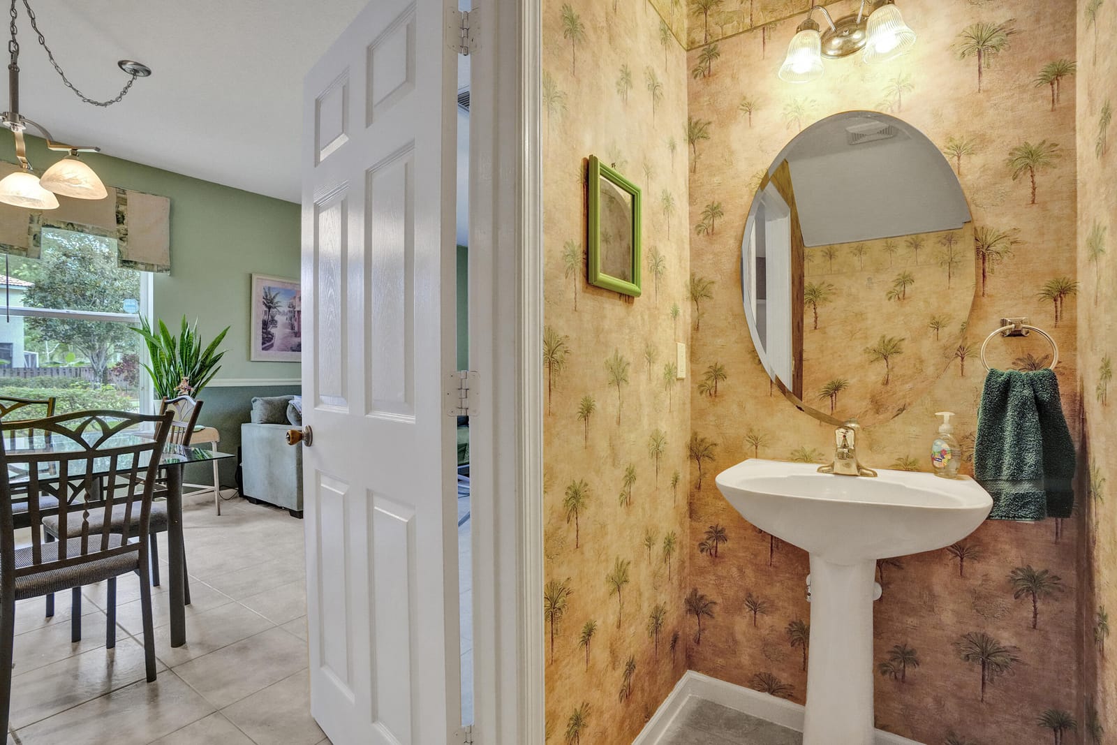 8055 BELLAGIO Lane, Boynton Beach, FL 33472 photo 13