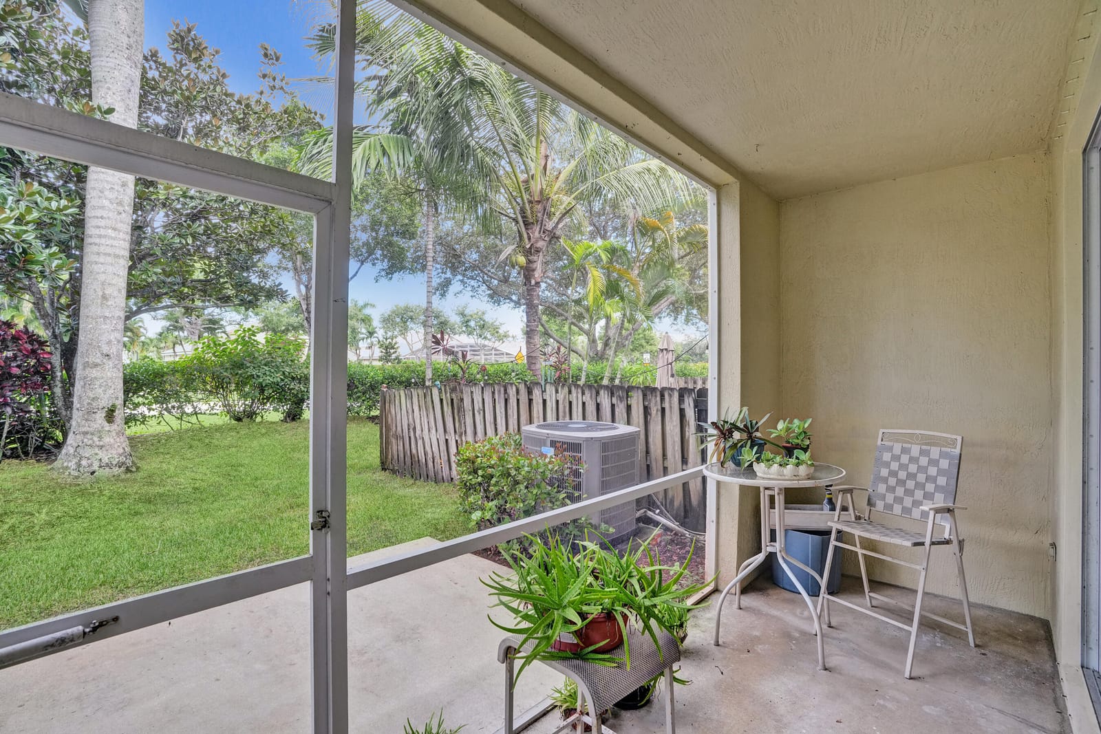 8055 BELLAGIO Lane, Boynton Beach, FL 33472 photo 15