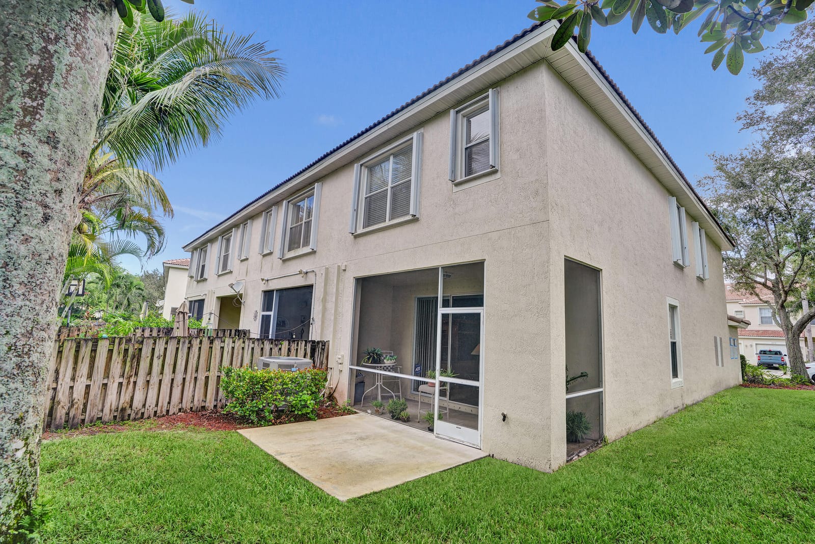 8055 BELLAGIO Lane, Boynton Beach, FL 33472 photo 16