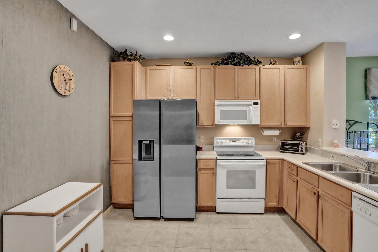 8055 BELLAGIO Lane — photo 3
