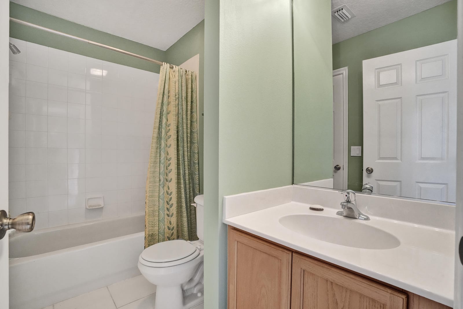 8055 BELLAGIO Lane, Boynton Beach, FL 33472 photo 24