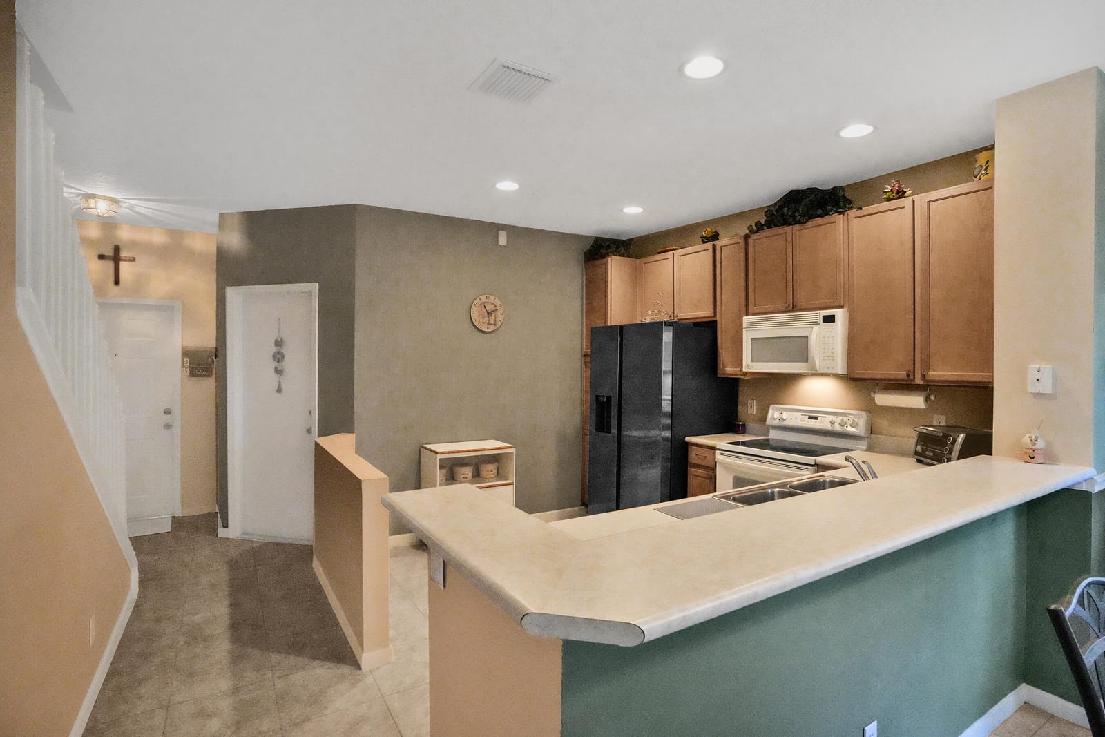 8055 BELLAGIO Lane — photo 4