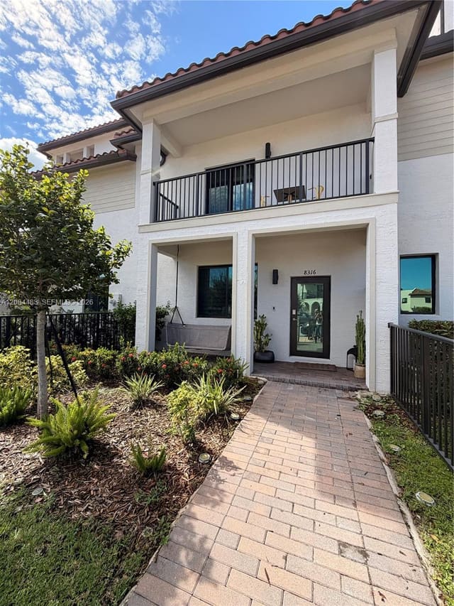 8316 NW 43rd Street, Downtown Doral South Phas, Doral, FL