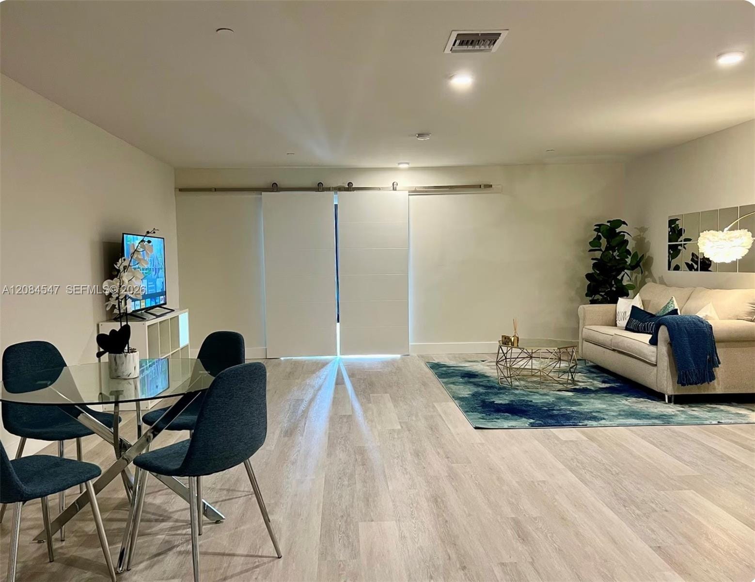19380 NE 26th Avenue 205, Miami, FL 33180 photo 4