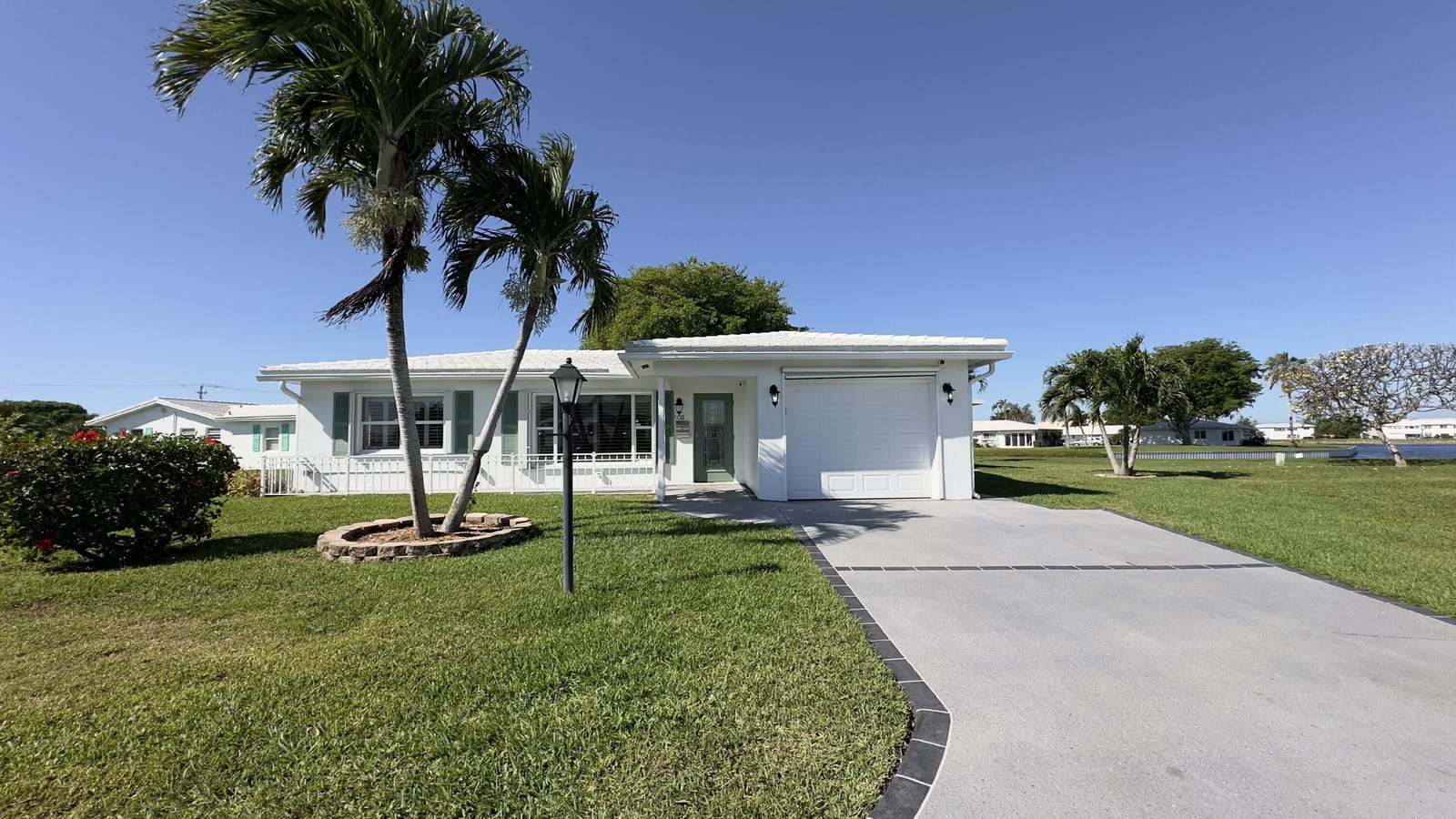 1108 W OCEAN Avenue, Boynton Beach, FL 33426 photo 1