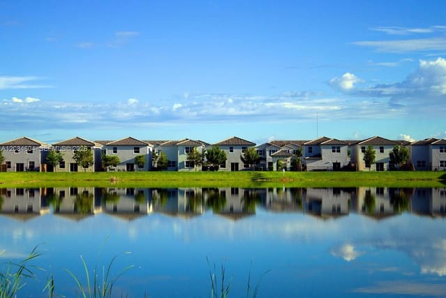 2678 SE 10th Street 2678, Homestead, FL 33035