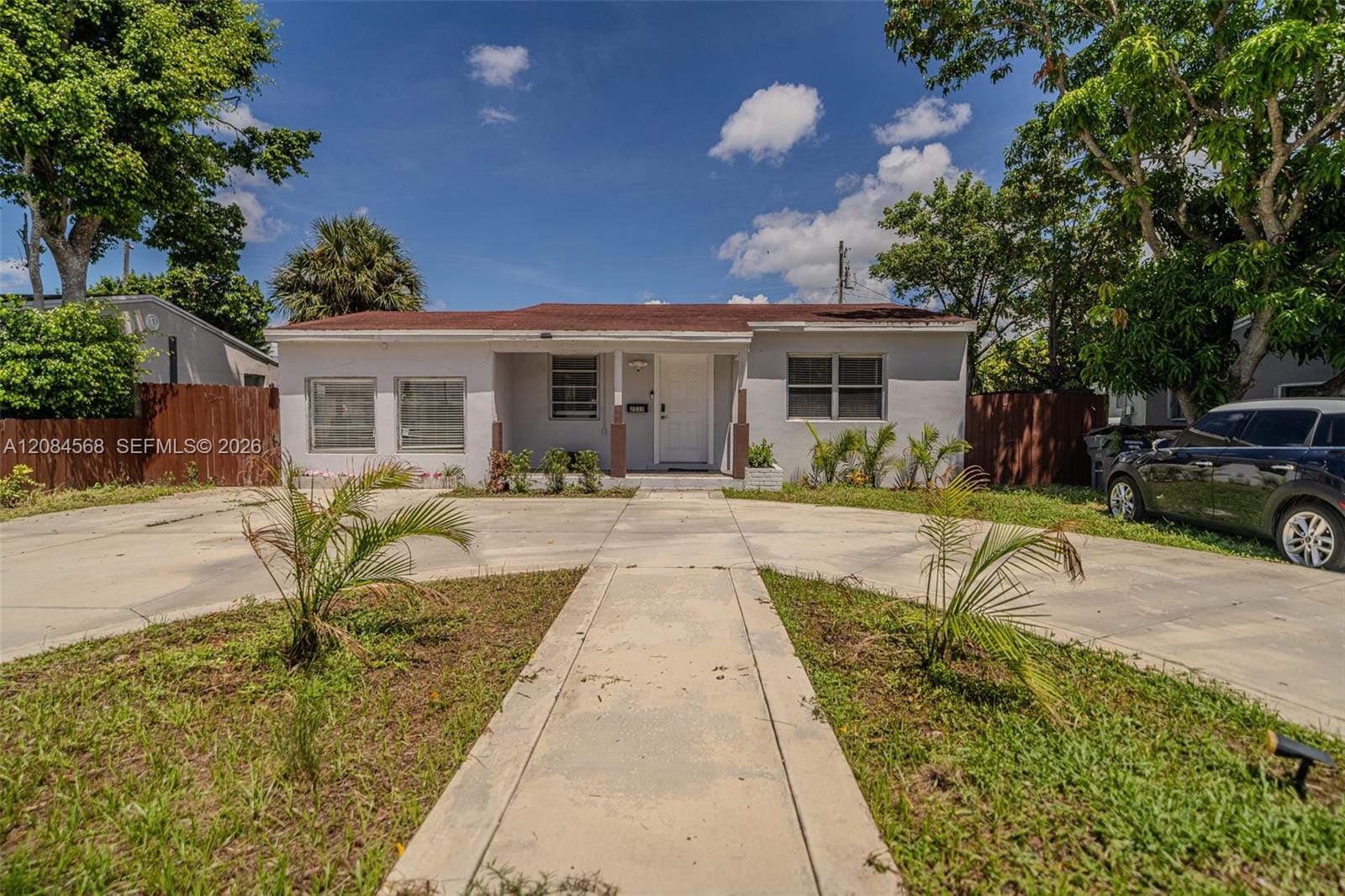 2533 Wiley Street, Hollywood, FL 33020 photo 1