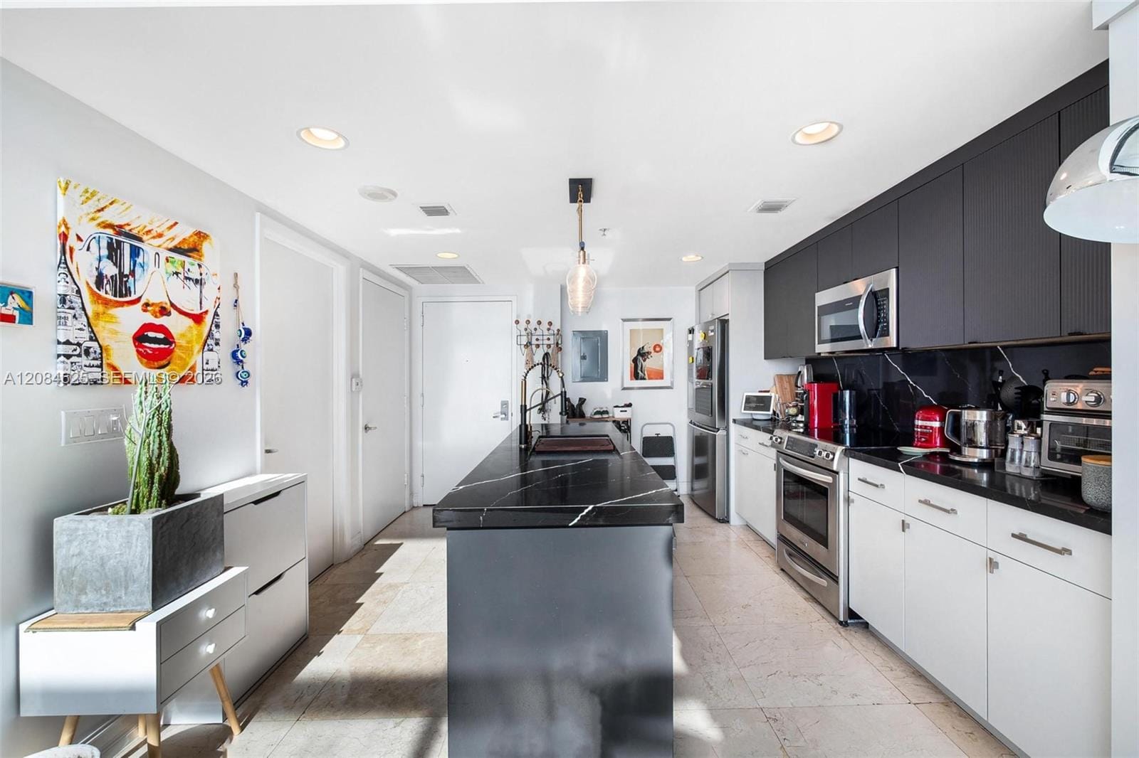 665 NE 25th Street 403 — photo 11