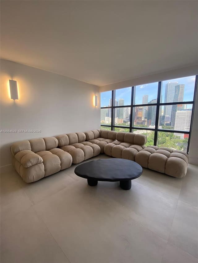 1901 Brickell Avenue B2411, Miami, FL 33129