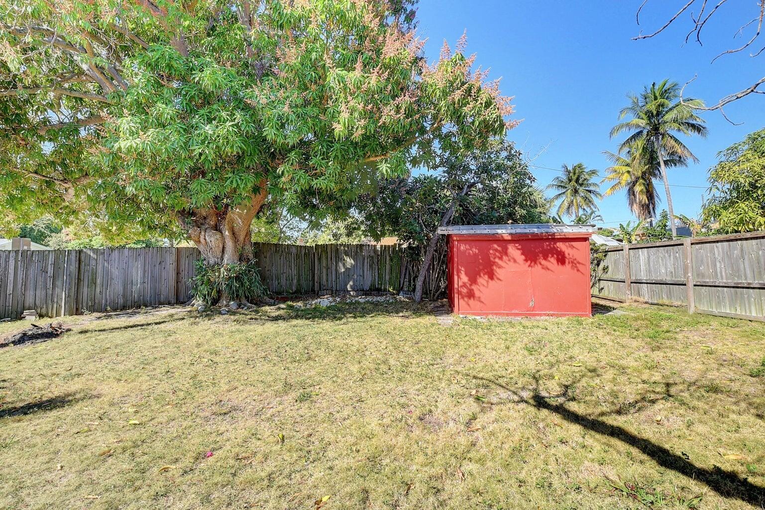 348 SE 4th Avenue SE — photo 12
