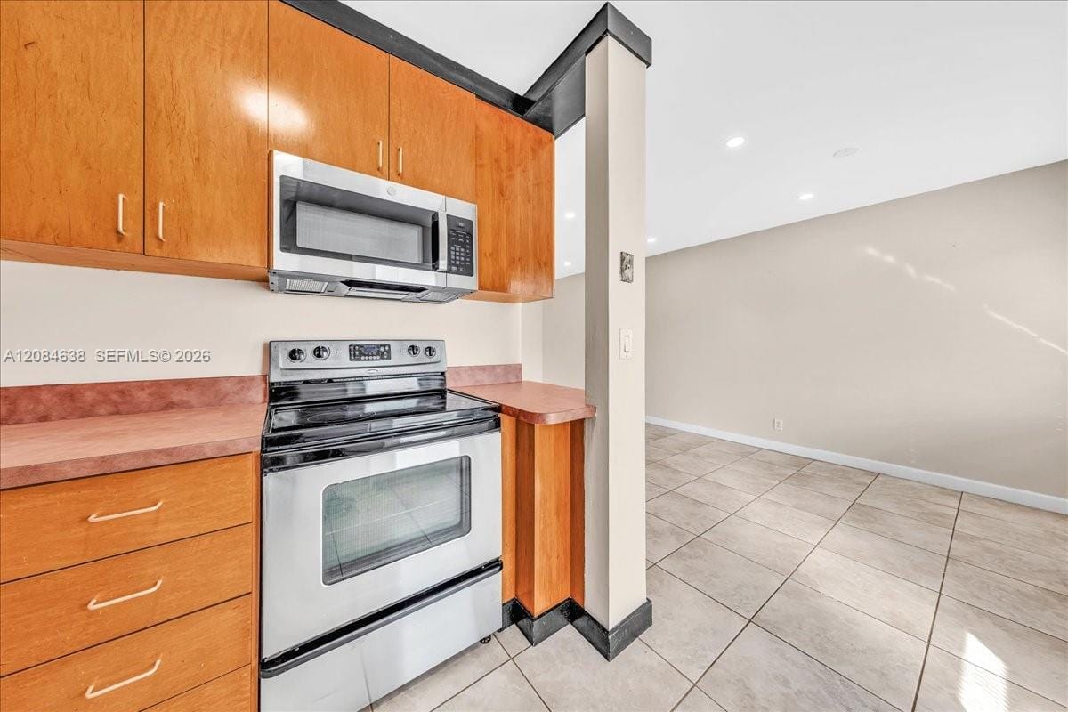 707 S 19th Avenue 9 — photo 11