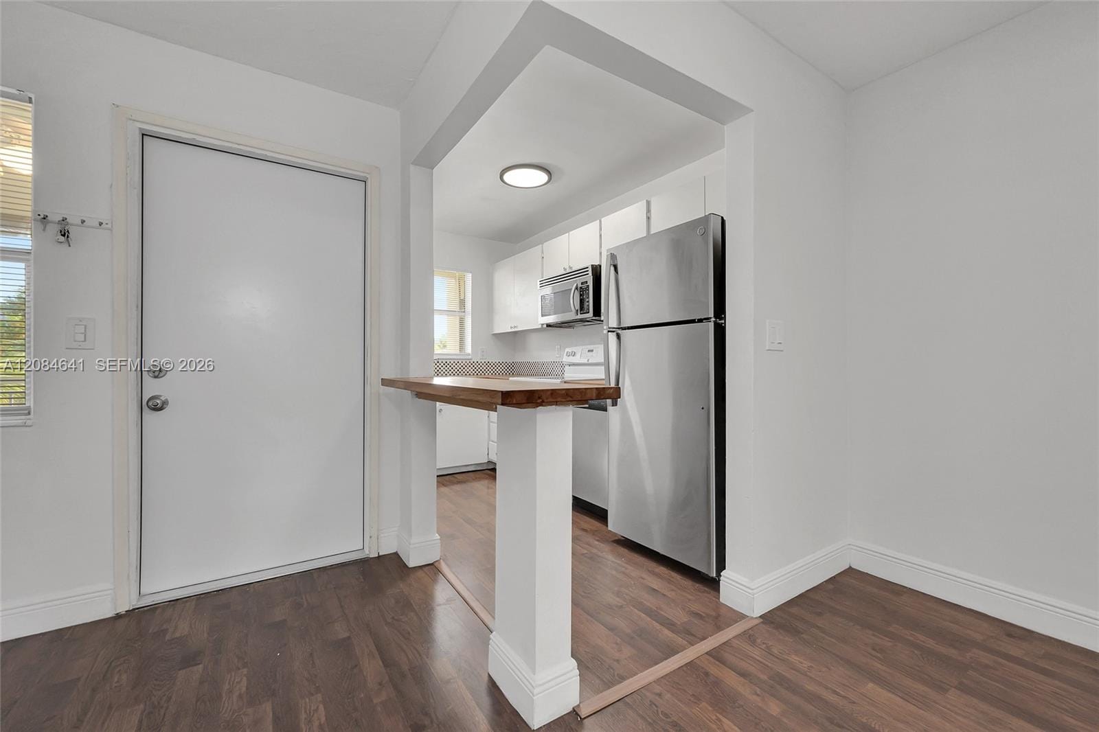 250 Layne Boulevard 205, Hallandale Beach, FL 33009 photo 23