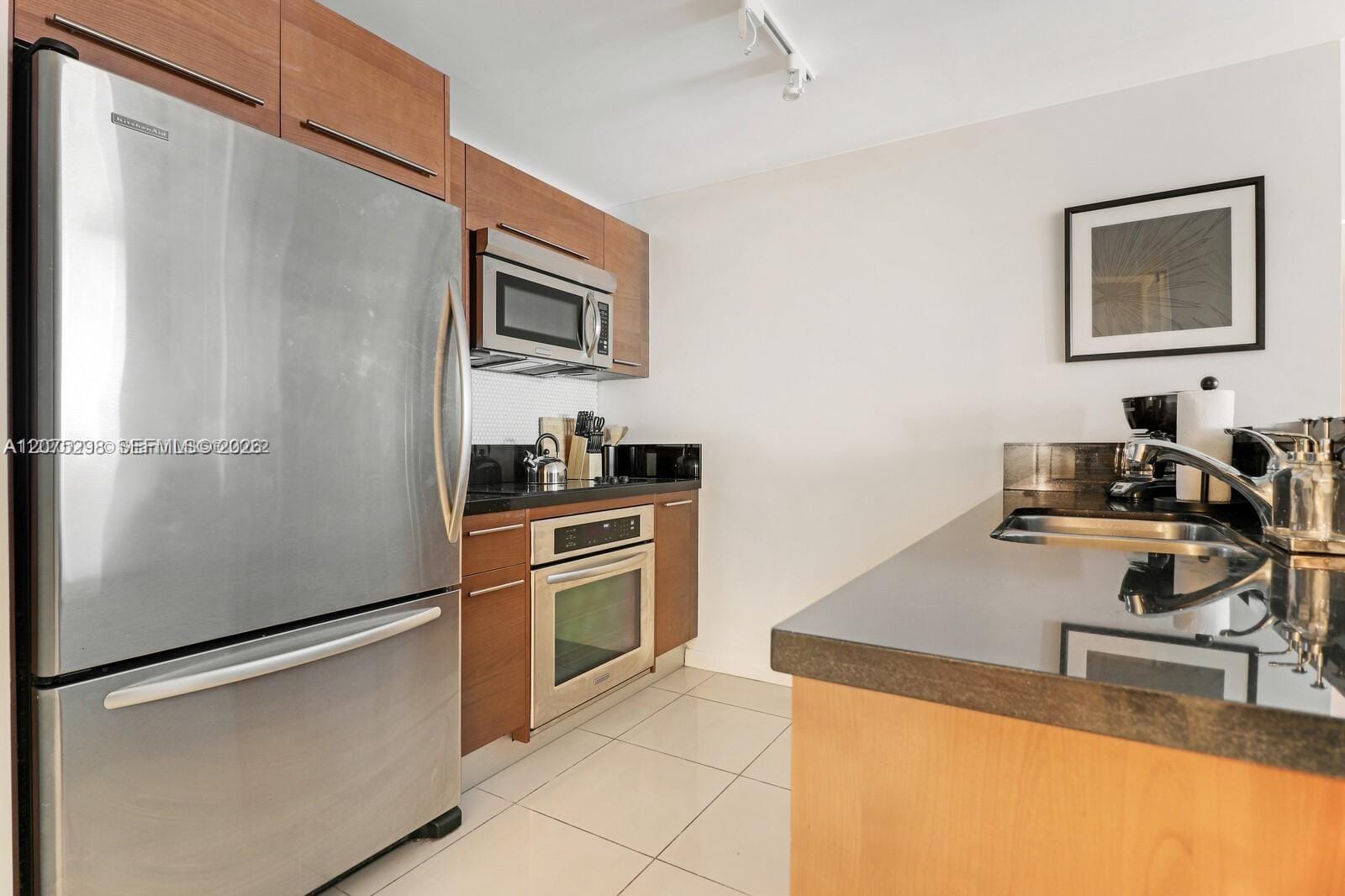 253 NE 2nd Street 508, Miami, FL 33132 photo 11