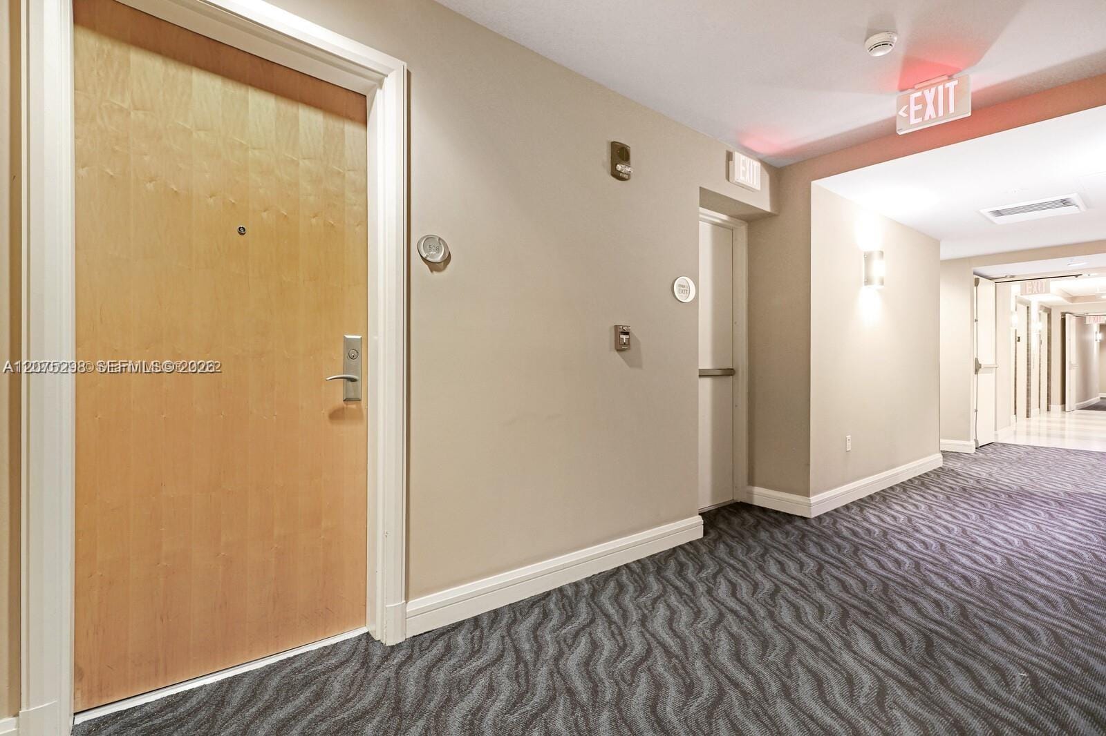 253 NE 2nd Street 508, Miami, FL 33132 photo 24