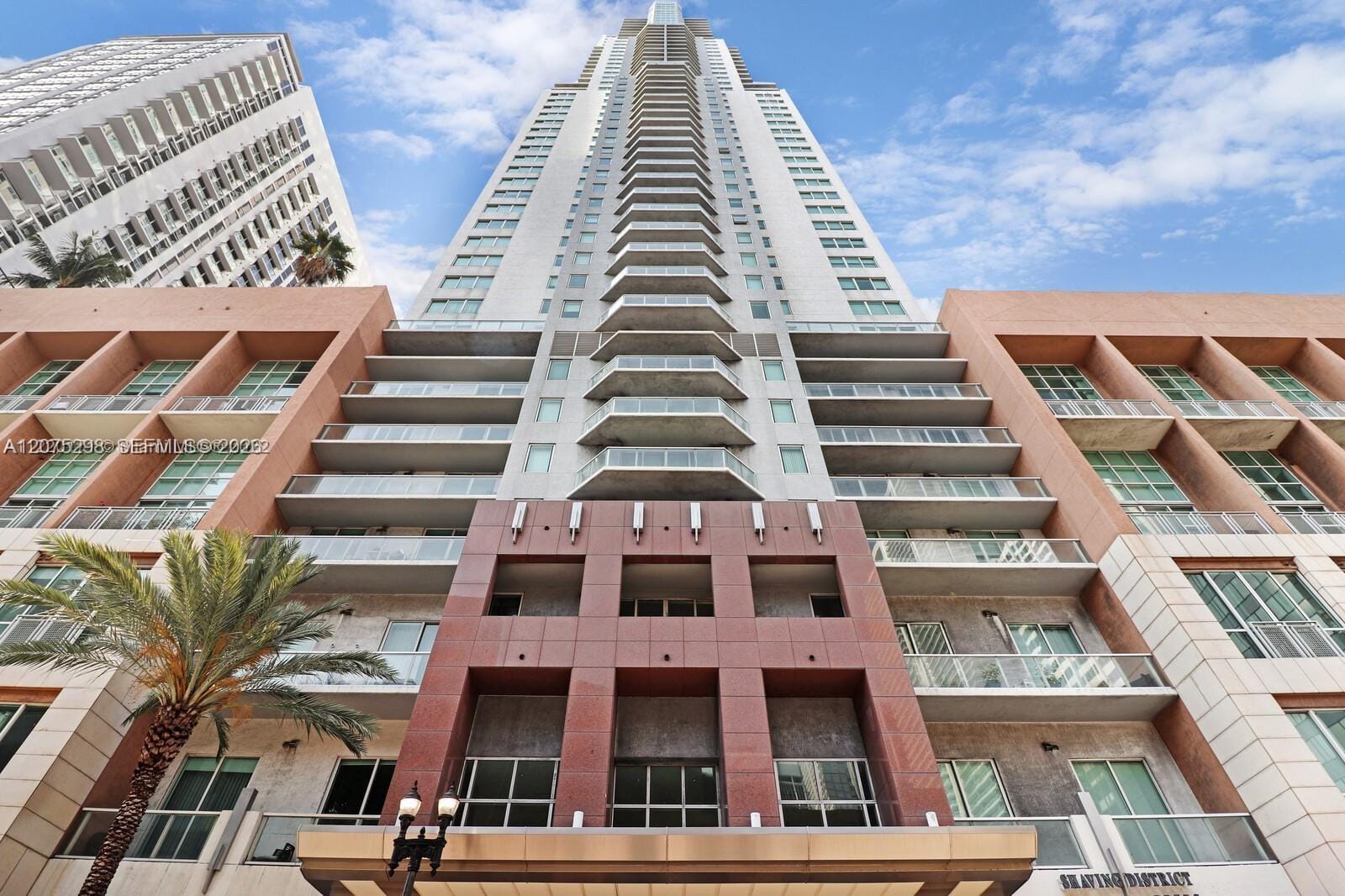 253 NE 2nd Street 508, Miami, FL 33132 photo 25