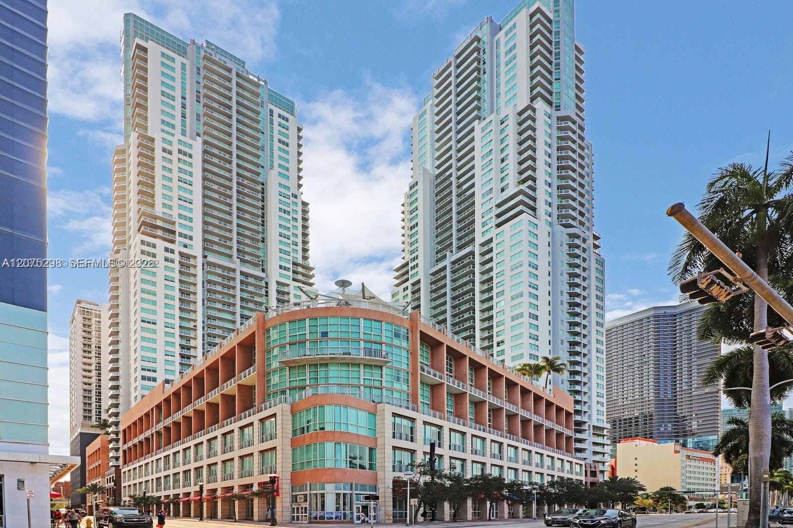 253 NE 2nd Street 508, Miami, FL 33132 photo 26