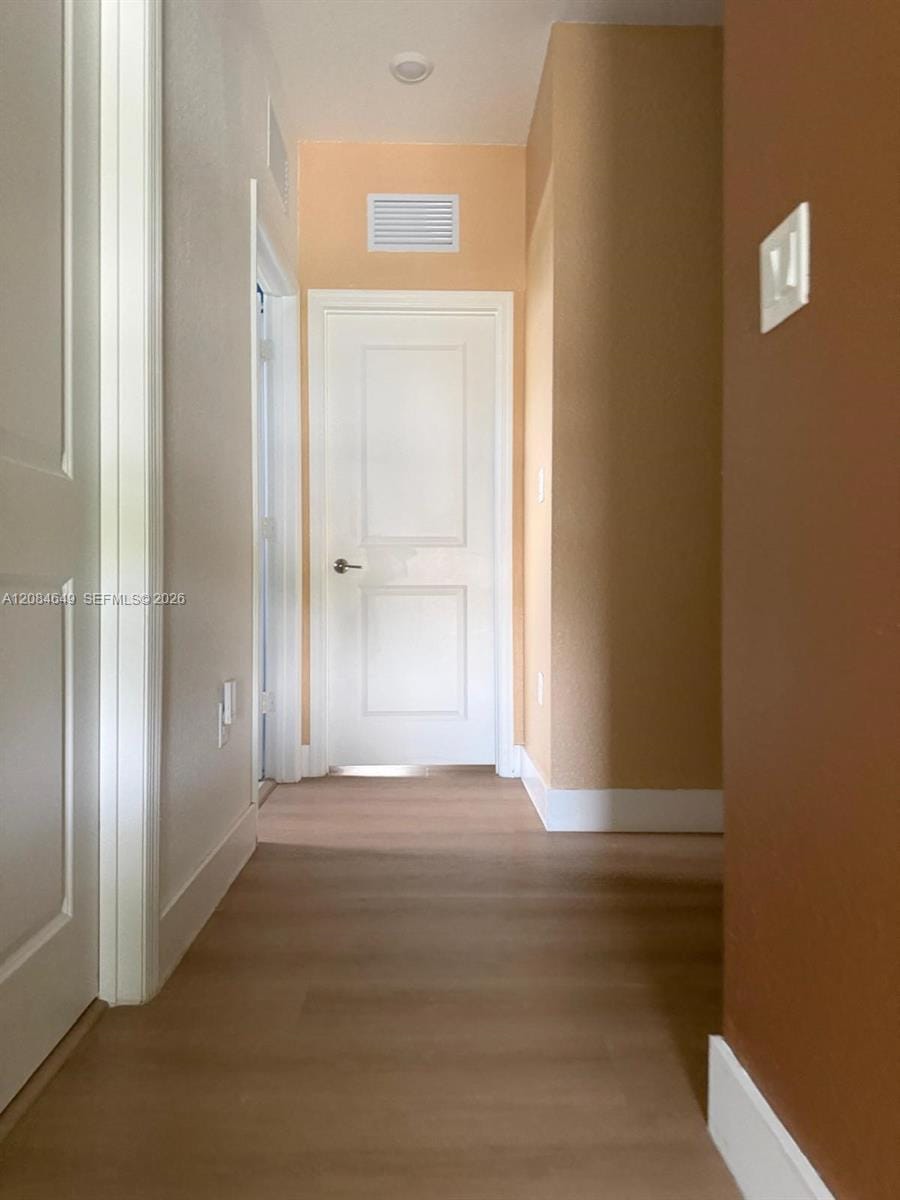 2618 SE 9th Street — photo 8
