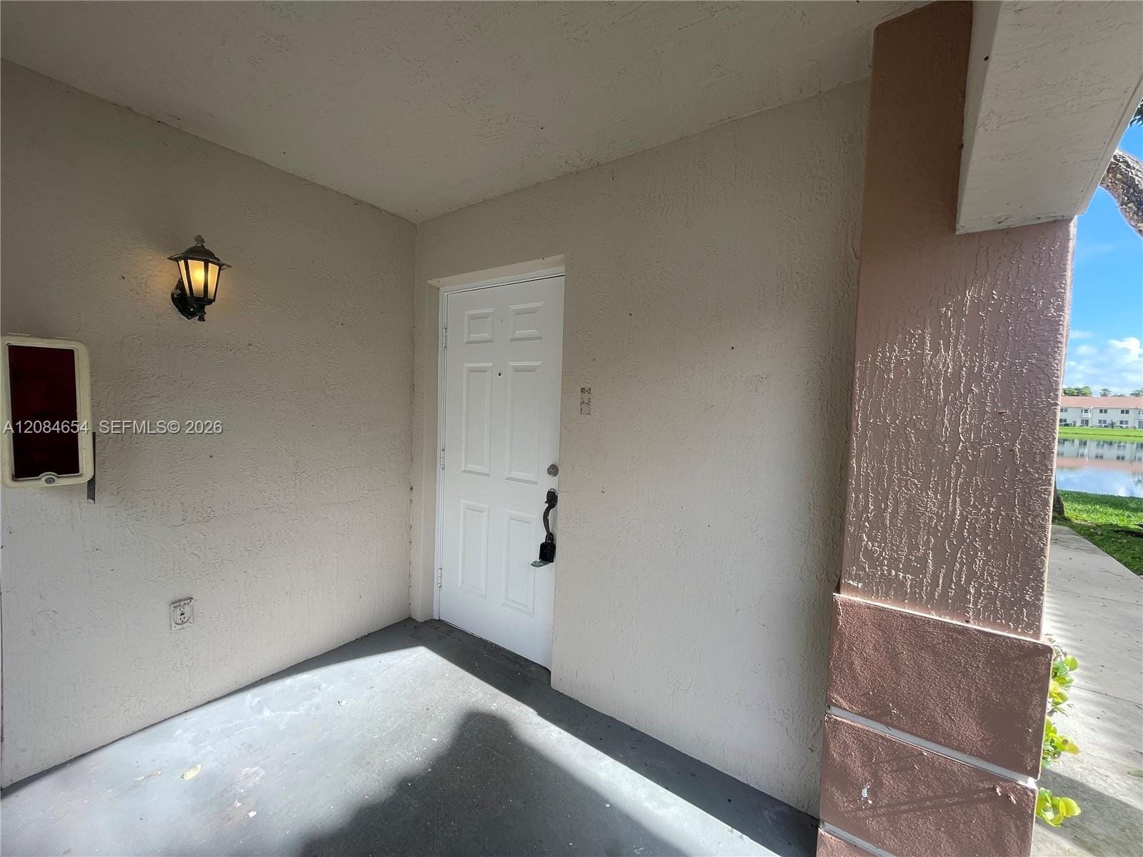 1251 SE 31st Court 106-54 — photo 3