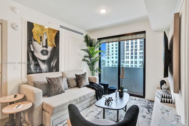 4220 Laguna Street 403, Coral Gables, FL 33146