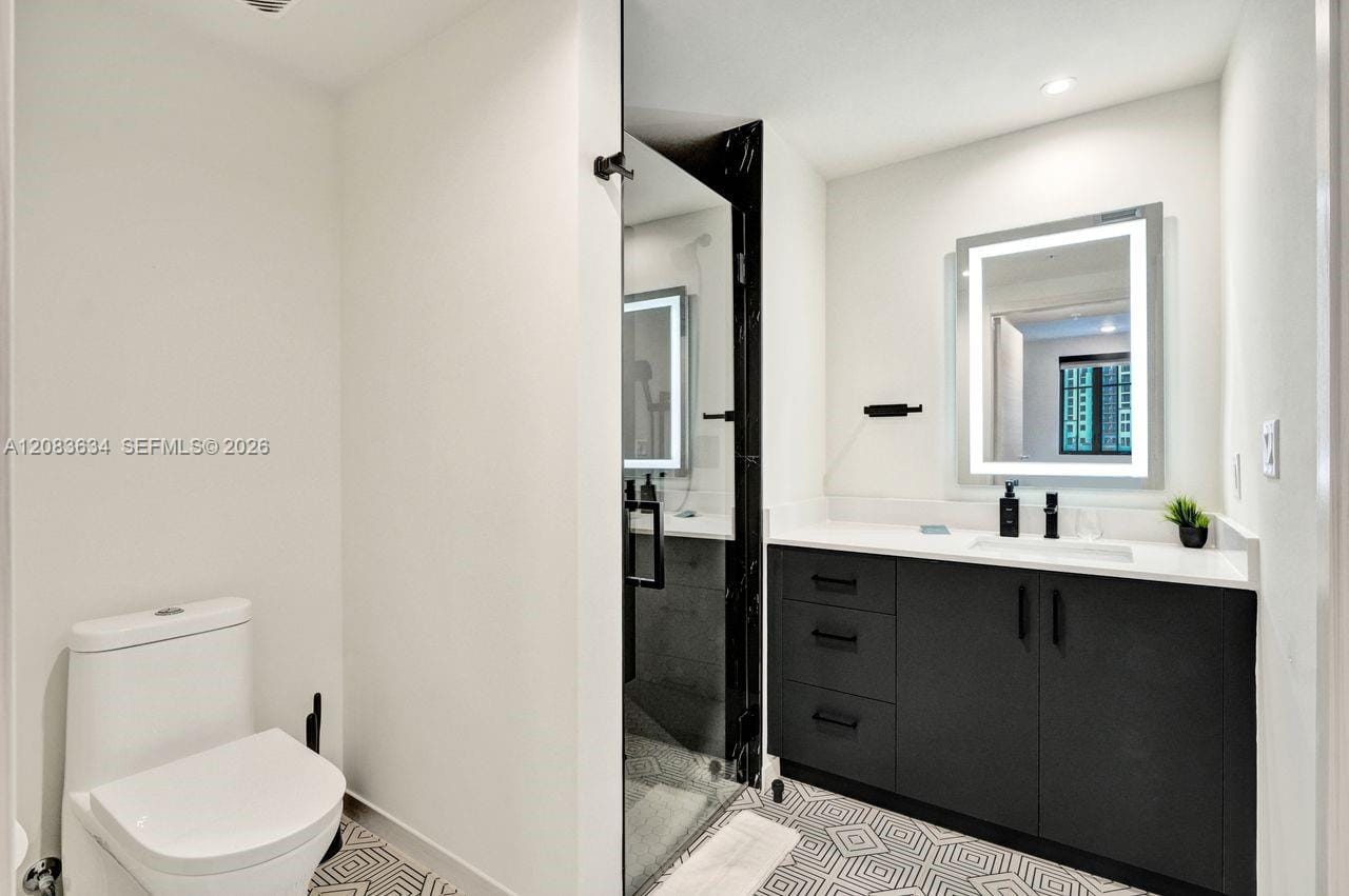 4220 Laguna Street 403, Coral Gables, FL 33146 photo 8